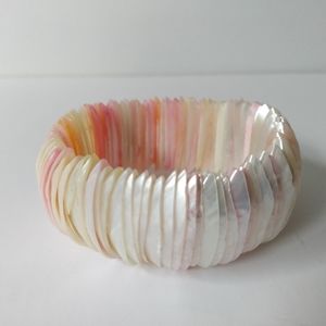 Mother of Pearl Shell Stretch Bracelet